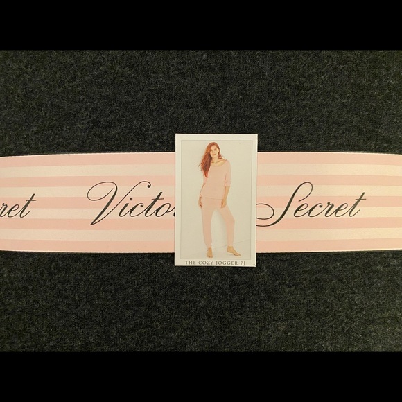 NWT Victoria’s Secret Charcoal Cozy Jogger 2 Piece PJ Set XL - Picture 3 of 3